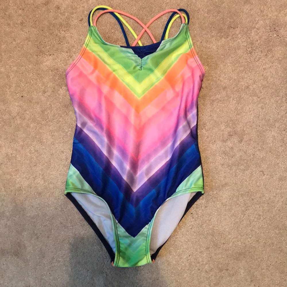 GIRL’S SIZE 7-8 SWIMMING SUIT